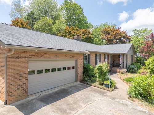 147 Anne St, Rutherfordton, NC, 28139-3201 | Card Image