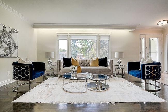 2 Citadel Dr, House other with 3 bedrooms, 2 bathrooms and 2 parking in Scarborough ON | Image 12
