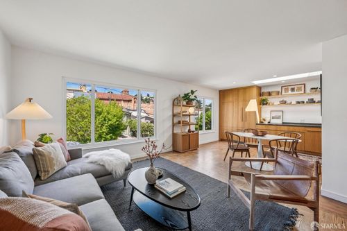 323 Flood Ave, San Francisco, CA, 94112-1332 | Card Image