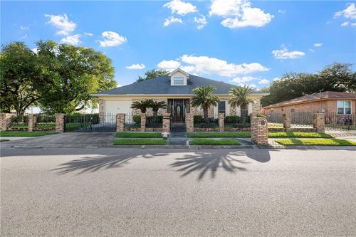 7744 Unity Dr, New Orleans, LA, 70128-2025 | Card Image