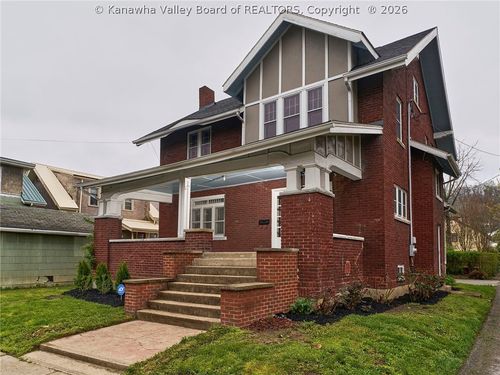 1594 Jackson St, Charleston, WV, 25311-2037 | Card Image