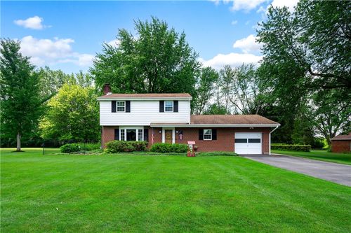 150 Stewart Dr, Butler, PA, 16002-7602 | Card Image