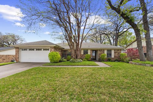 4510 Indian Oaks Trl, Arlington, TX, 76017-3145 | Card Image