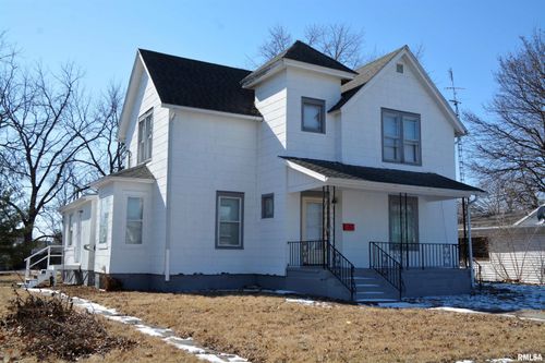 522 W Hail St, Bushnell, IL, 61422-1134 | Card Image