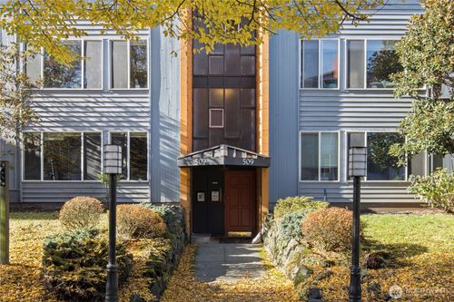 509 19th Ave E, Seattle, WA, 98112-4053 | Card Image