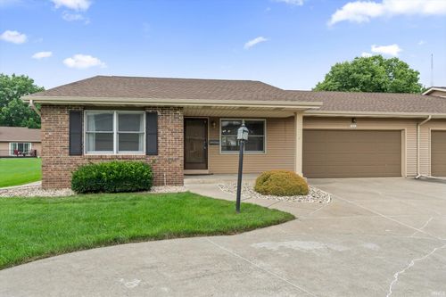 1932 Hampstead Ct, South Bend, IN, 46614-6347 | Card Image