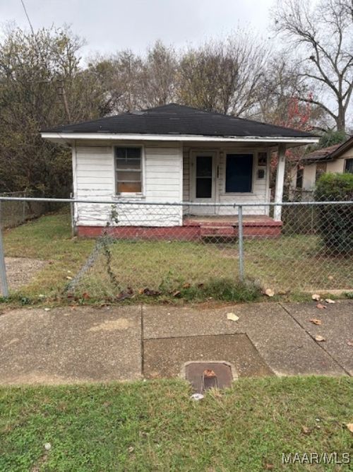 1118 Oak St, Montgomery, AL, 36108-2832 | Card Image