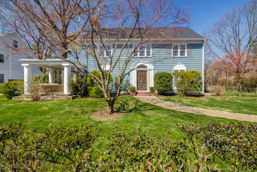 100 Mckinley Ave, New Haven, CT, 06515-2732 | Card Image