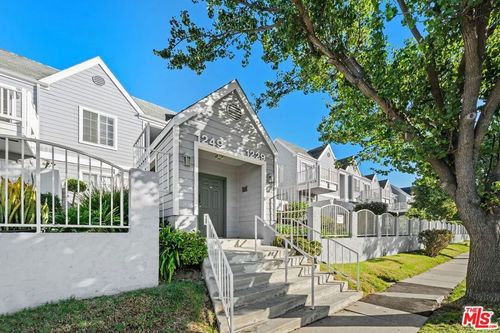 unit-113-1229 W 223rd St, Torrance, CA, 90502-2200 | Card Image