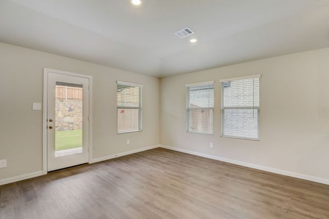 Photo is not of the actual home, but is an inspirational photo of builder’s model home and may depict options, furnishings, and/or decorator features that are not included. | Image 10