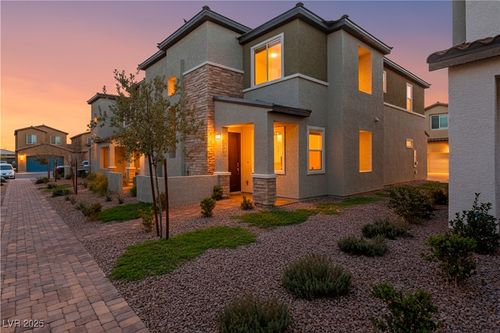 226 Wewatta Ave, Henderson, NV, 89011-5647 | Card Image