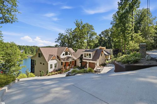 305 Harbor Dr, Seneca, SC, 29672-2266 | Card Image