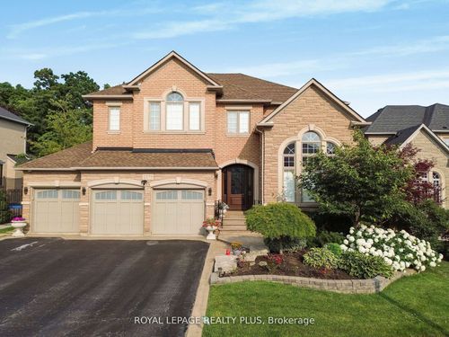 2376 Valley Forest Way, Oakville, ON, L6H6W9 | Card Image