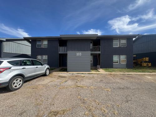 103 Pecos Pl, Plainview, TX, 79072-1318 | Card Image