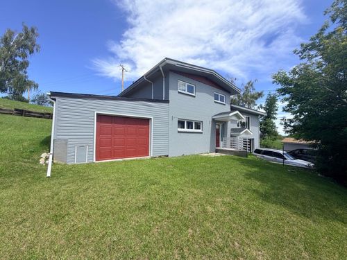 771 Dundas St, Pincher Creek, AB, T0K1W0 | Card Image