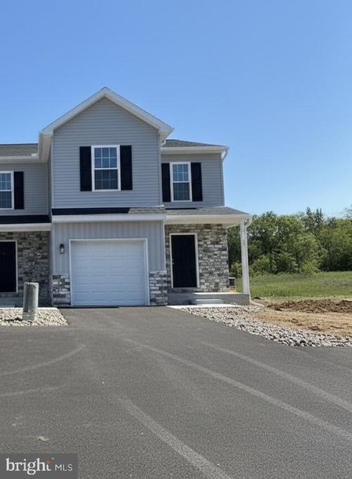 28 Sand St, CLEONA, PA, 17042 | Card Image