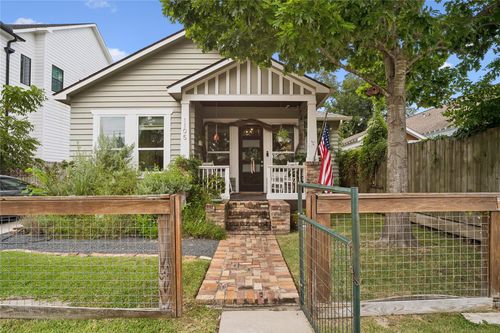 1105 Tabor St, Houston, TX, 77009-3027 | Card Image