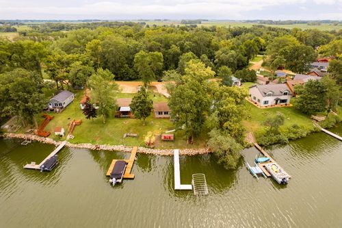 4236 Smith Lake Rd Se, Osakis, MN, 56360-8060 | Card Image
