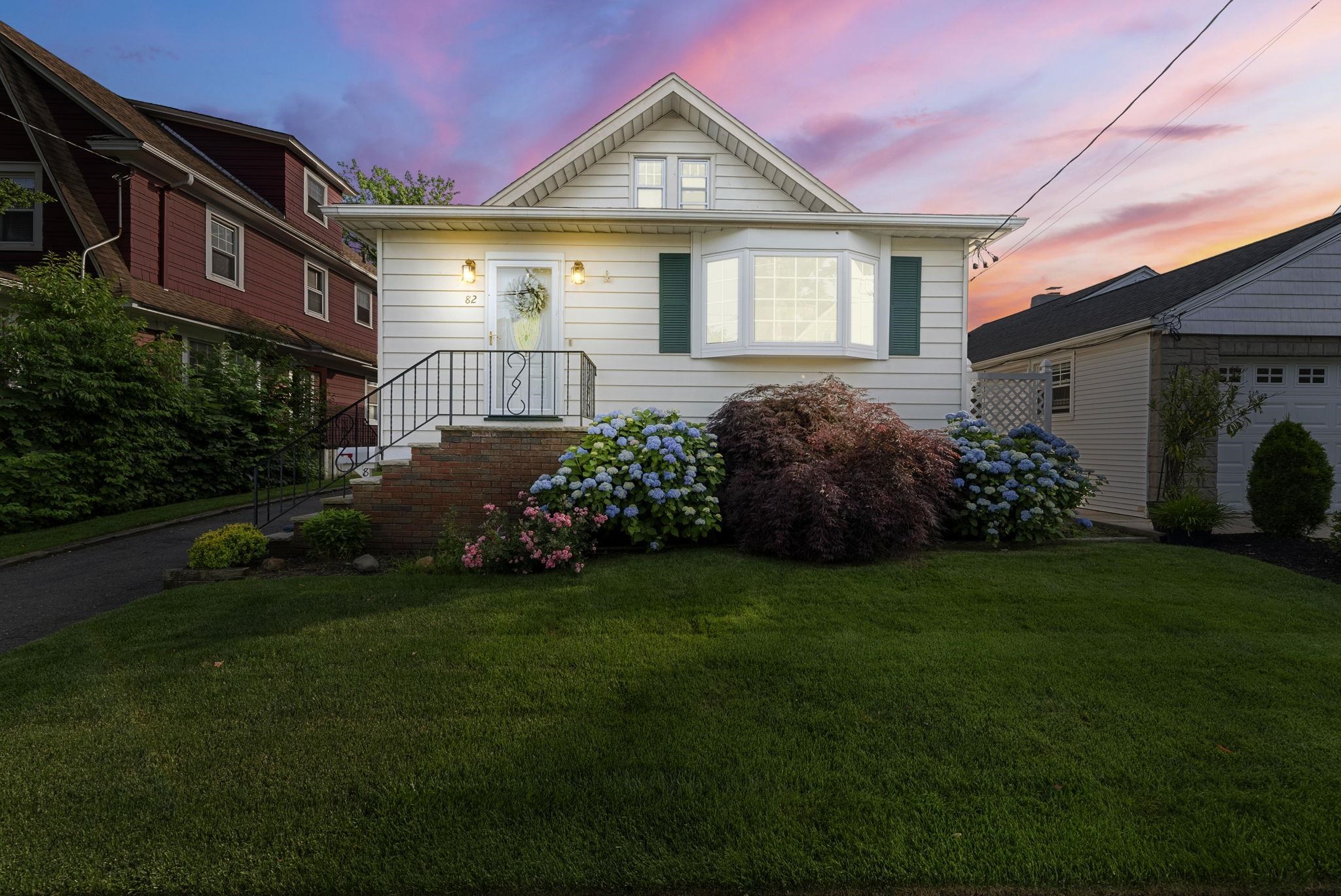 Bennett Ave, Kearny, NJ 07032