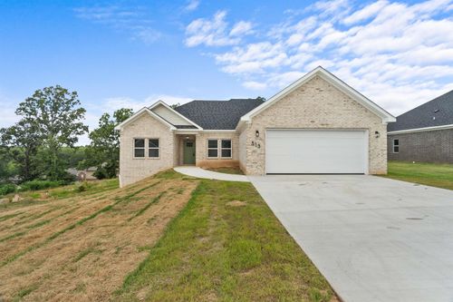 513 Madeleine St, Austin, AR, 72007-9701 | Card Image