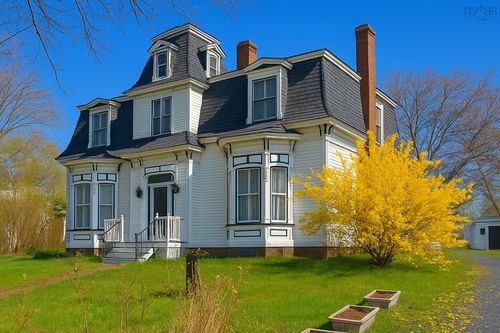 8843 Highway 215, Maitland, NS, B0N1T0 | Card Image