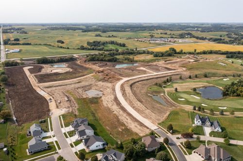 319 Somerby Pkwy Ne, Byron, MN, 55920-5509 | Card Image