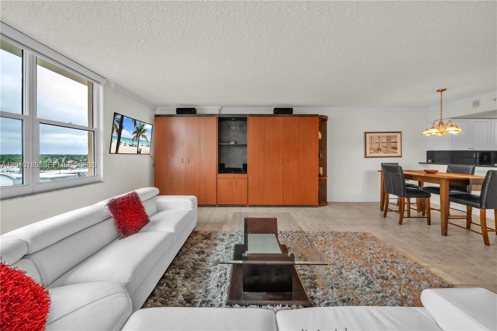 Residential Lease in Hollywood 4