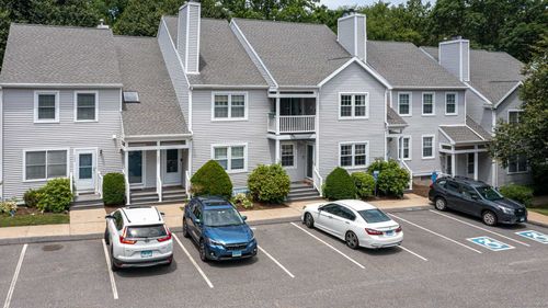 286-286 Laura Blvd, Norwich, CT, 06360-6481 | Card Image