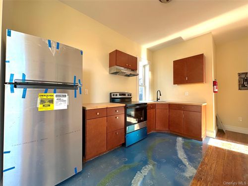 6-31 Dubois St, Newburgh, NY, 12550-5093 | Card Image