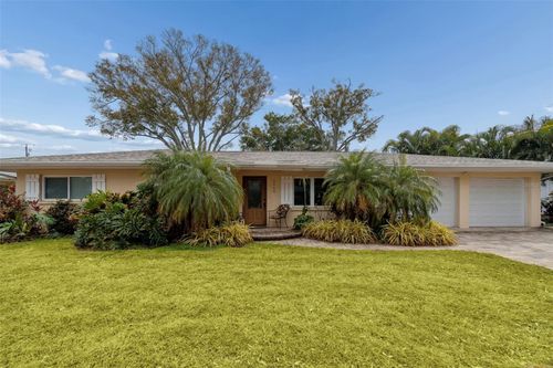 2268 Indian Ave N, BELLEAIR BLUFFS, FL, 33770-2006 | Card Image