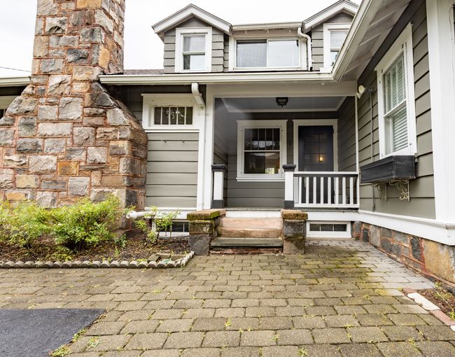 336 Main St, House other with 5 bedrooms, 2 bathrooms and null parking in Wethersfield CT | Image 4