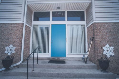 unit-d-5665 S Wayne Unit D Drive, Fort Wayne, IN, 46807 | Card Image