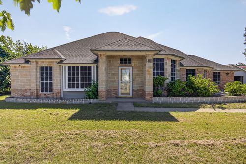7851 Mavis Ave, Waxahachie, TX, 75167-9401 | Card Image