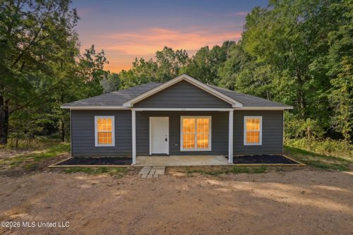 663 Ridge Road, Sarah, MS, 38665 | Card Image