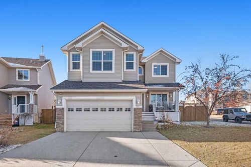 301 Westmount Crt, Okotoks, AB, T1S0B6 | Card Image