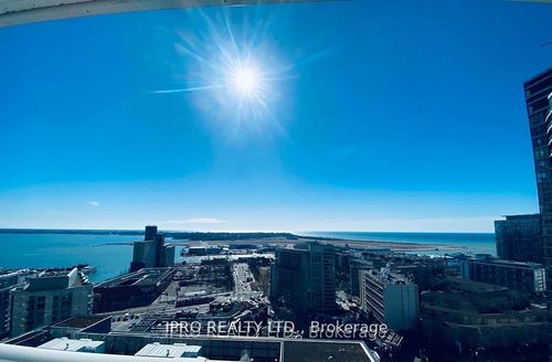 2311-19 Bathurst St, Toronto, ON, M5V0N2 | Card Image
