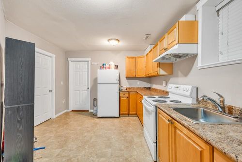 bsmt-18991 70a Ave, Surrey, BC, V4N5N9 | Card Image