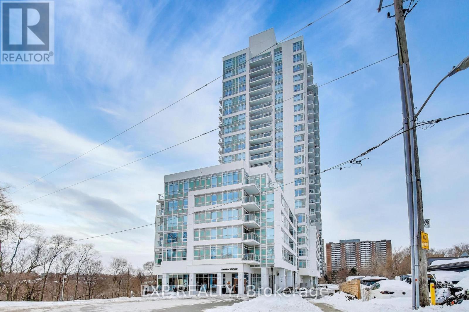 Residential in Toronto (Weston) 4