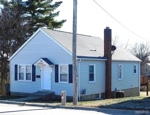 650 W College St, Troy, MO, 63379-1108 | Card Image