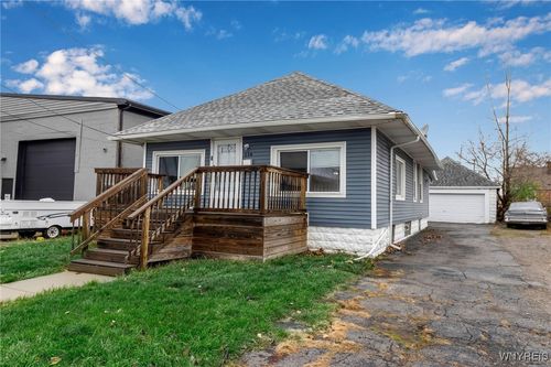 114 Sawyer Ave, Tonawanda, NY, 14150-7742 | Card Image
