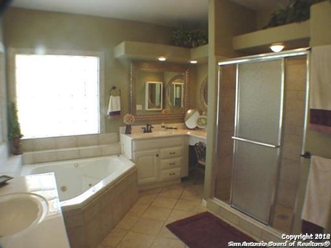 3011 River Way, House other with 4 bedrooms, 5 bathrooms and null parking in Spring Branch TX | Image 17