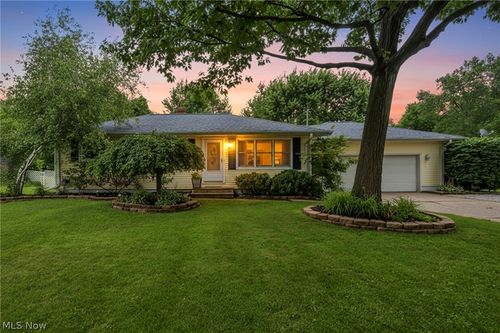 1295 Cherry Ln, Brunswick, OH, 44212-2810 | Card Image
