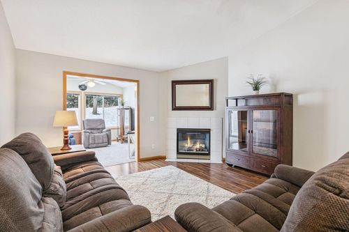 14549 Beverley Ln, Savage, MN, 55378-4042 | Card Image