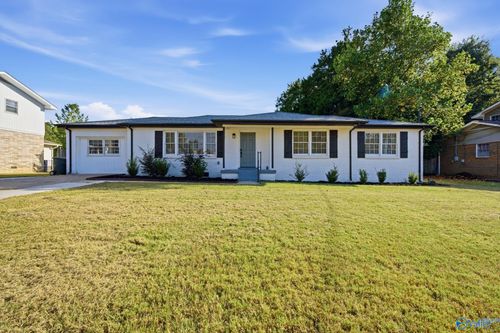307 Meadowbrook Dr Se, Huntsville, AL, 35803-1522 | Card Image