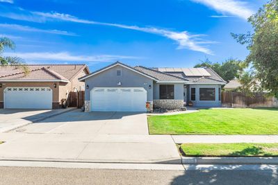 1192 Cousins Drive, House other with 3 bedrooms, 0 bathrooms and null parking in Lemoore CA | Image 1