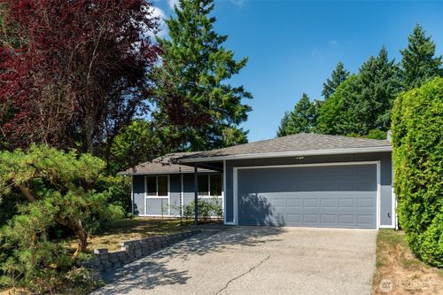 10909 156th Pl Ne, Redmond, WA, 98052-2609 | Card Image