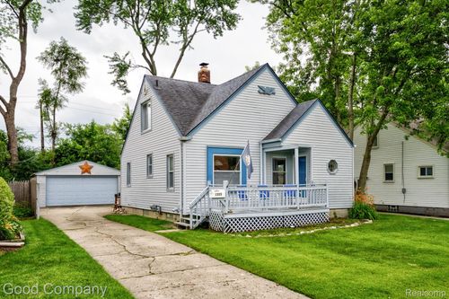1355 Harvard Rd, Berkley, MI, 48072-1912 | Card Image