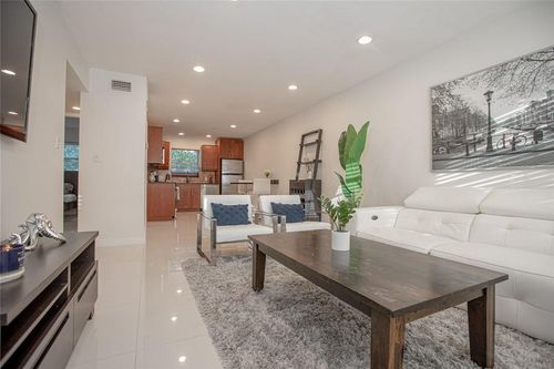 108-601 Se 5th Ct, Fort Lauderdale, FL, 33301-2930 | Card Image