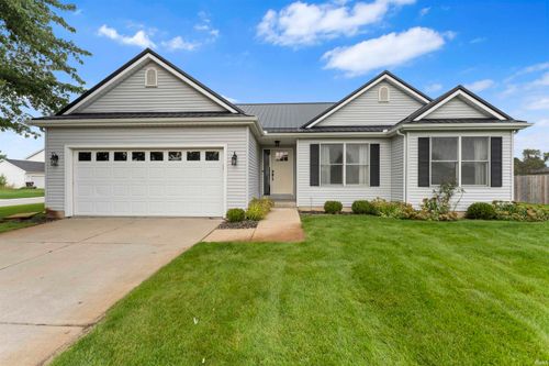 27675 Red Thistle Dr, Elkhart, IN, 46514-8257 | Card Image