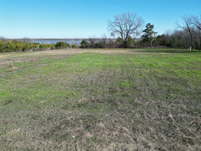 View of yard featuring a rural view | Image 10